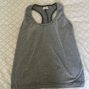 This very cute sports top